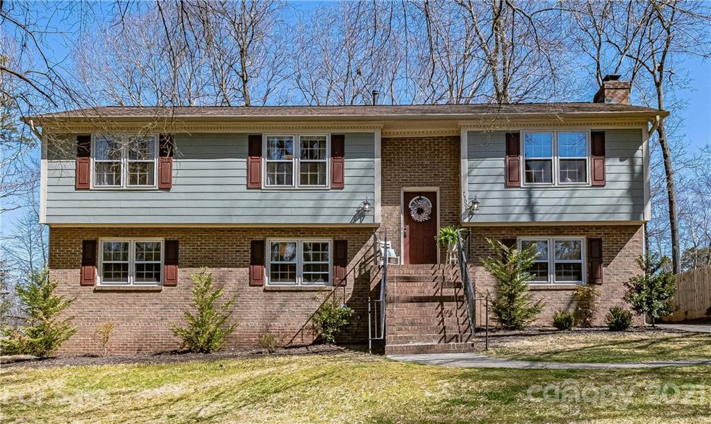 7500 Kilcullen Drive Charlotte NC 28270