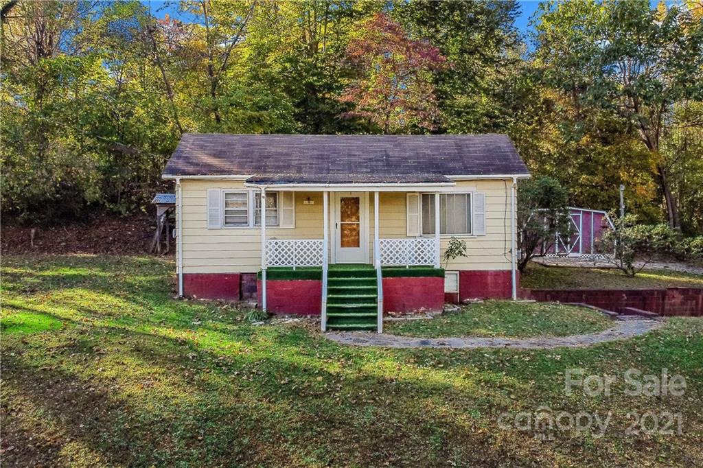 128 Chapel Hill Church Loop Marion NC 28752