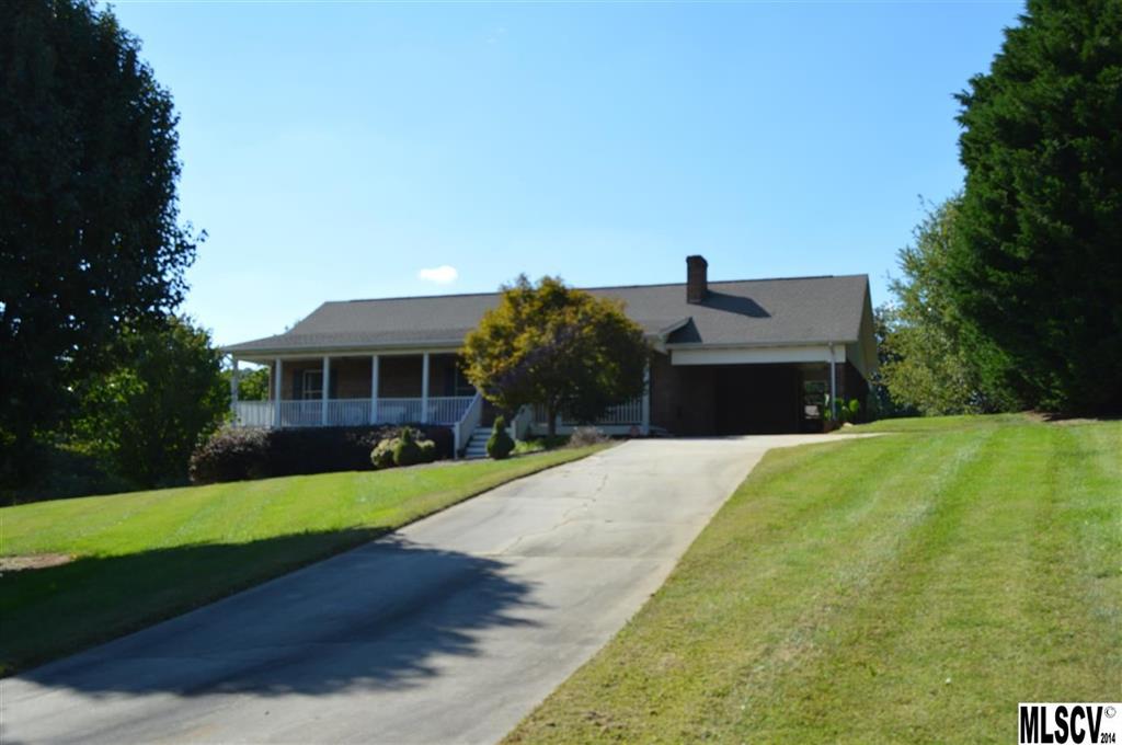 3928 Oakmont Lane Hickory NC 28602