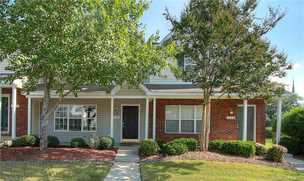 1727 Forest Side Lane Charlotte NC 28213