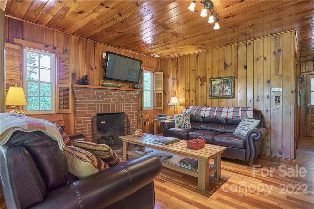 131 Neighborly Drive Lake Lure NC 28746