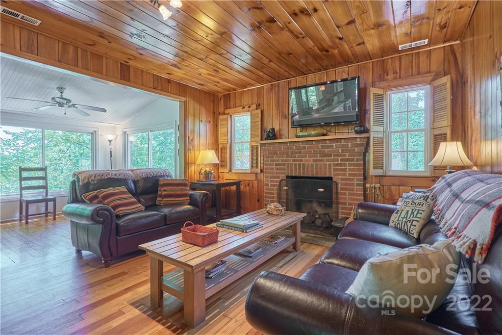 131 Neighborly Drive Lake Lure NC 28746