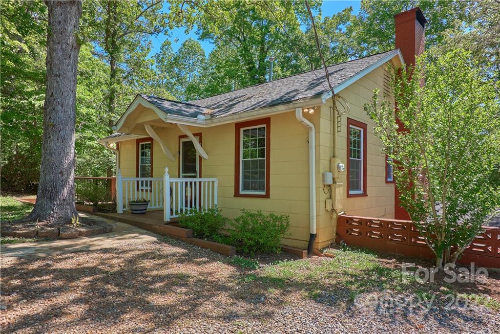 131 Neighborly Drive Lake Lure NC 28746
