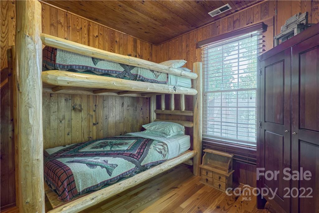 131 Neighborly Drive Lake Lure NC 28746