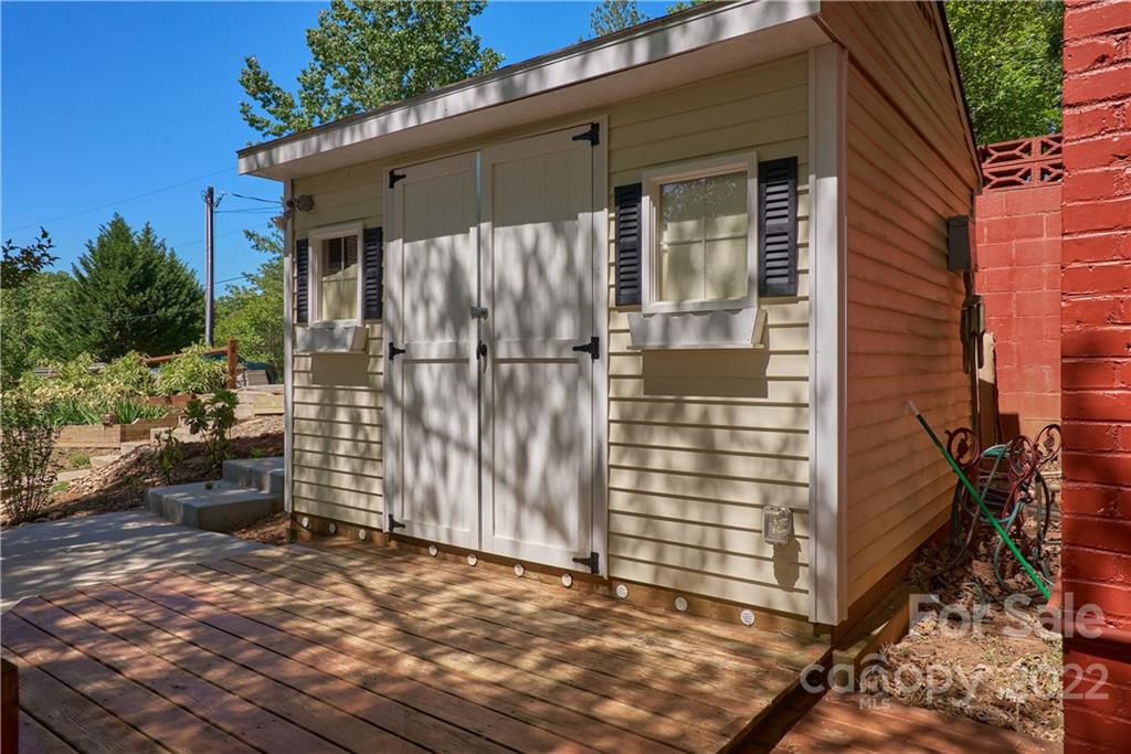 131 Neighborly Drive Lake Lure NC 28746