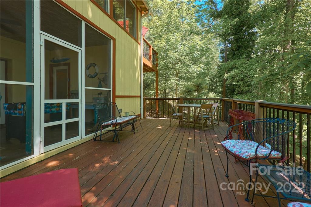 131 Neighborly Drive Lake Lure NC 28746