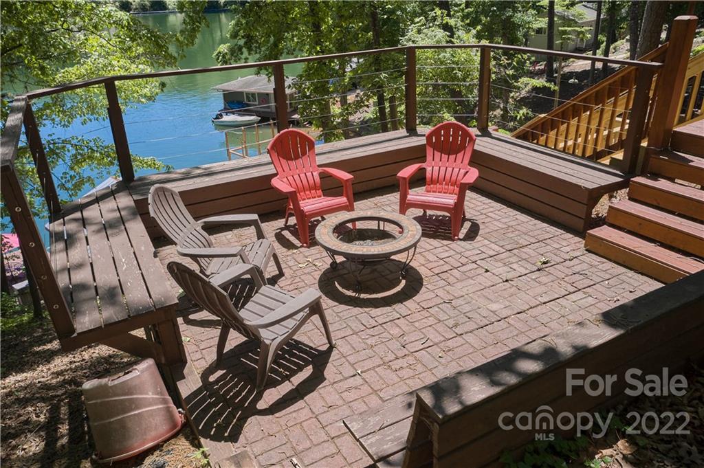 131 Neighborly Drive Lake Lure NC 28746