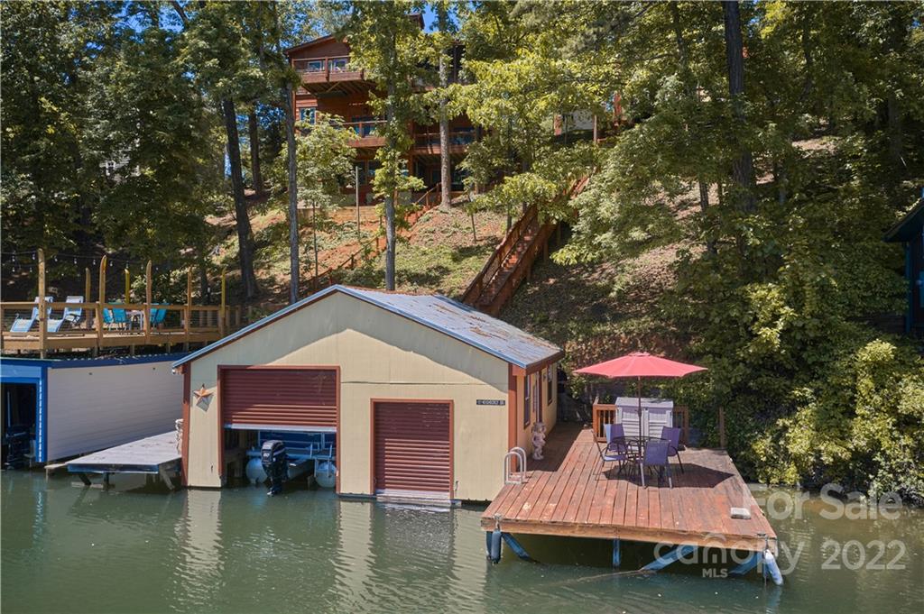 131 Neighborly Drive Lake Lure NC 28746
