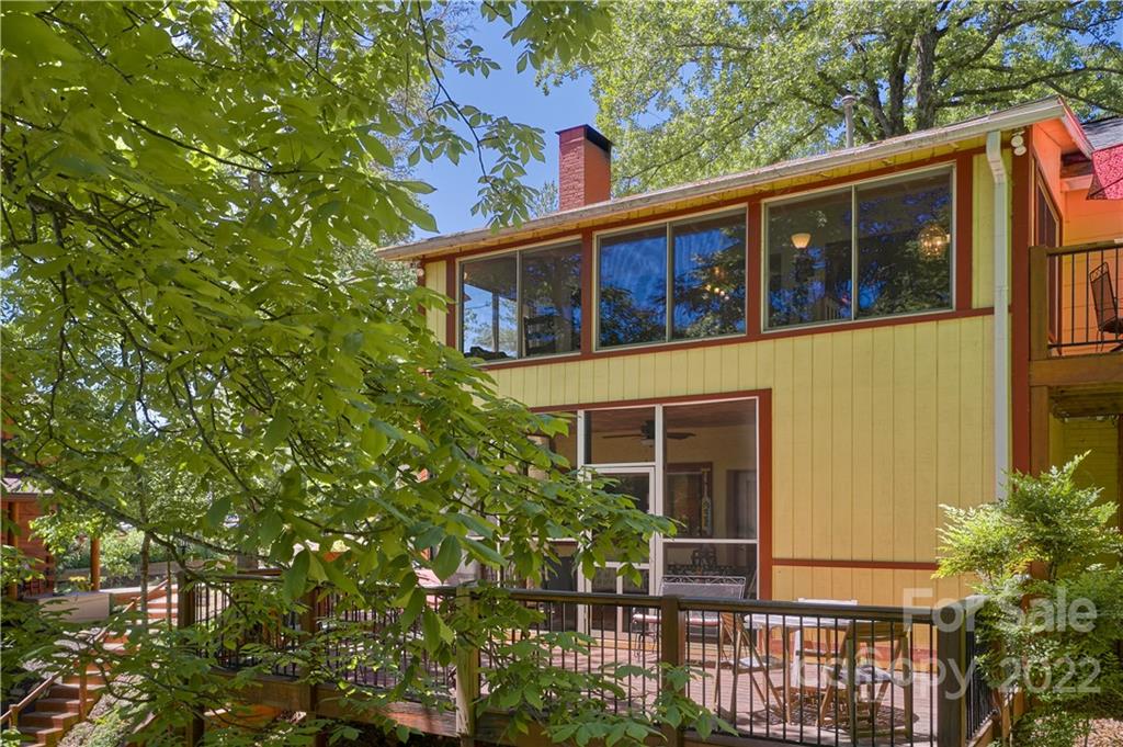 131 Neighborly Drive Lake Lure NC 28746