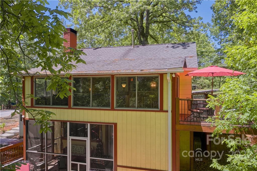 131 Neighborly Drive Lake Lure NC 28746