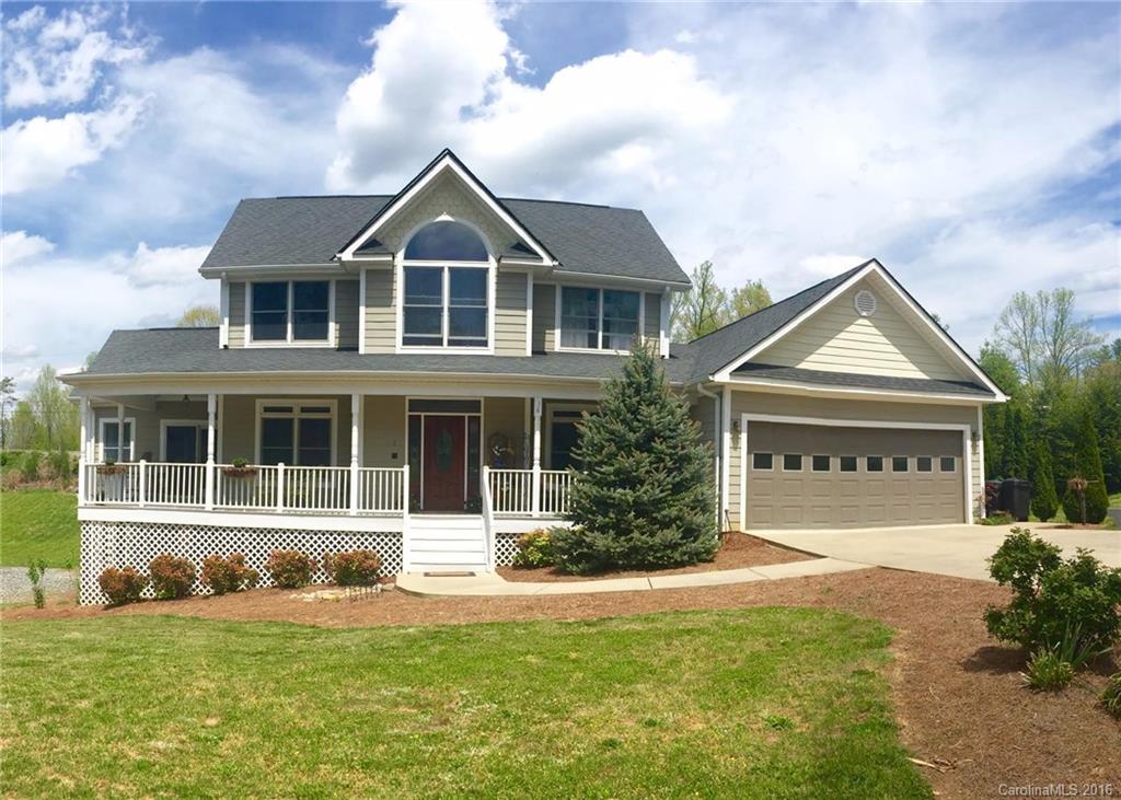 38 Woods Crossing Way Weaverville NC 28787