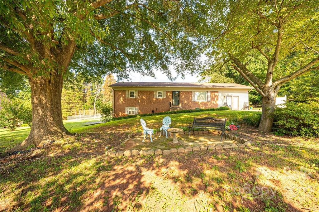 1255 Beechwood Drive Newton NC 28658