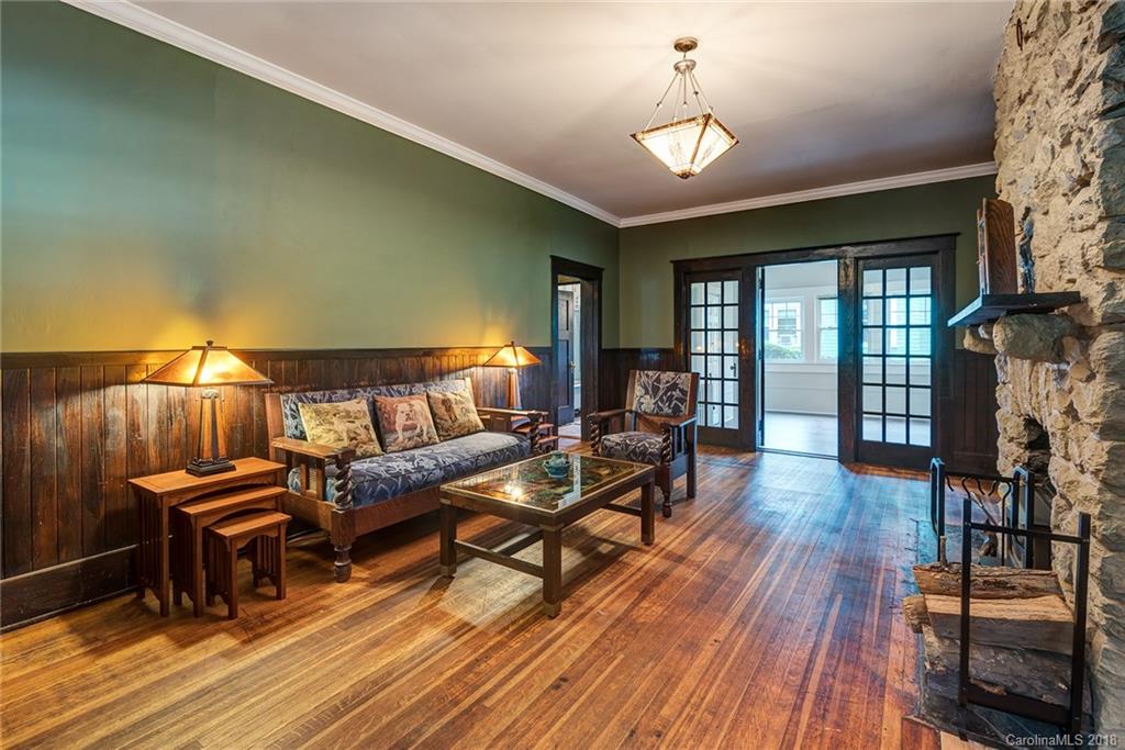 34 Edgehill Avenue Asheville NC 28801