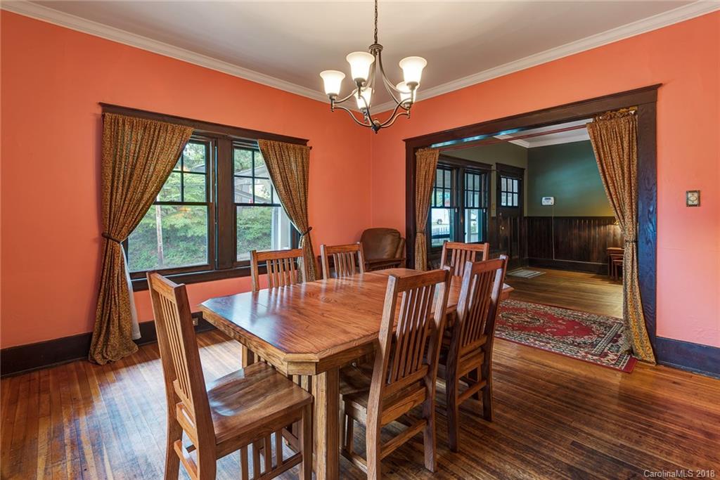 34 Edgehill Avenue Asheville NC 28801