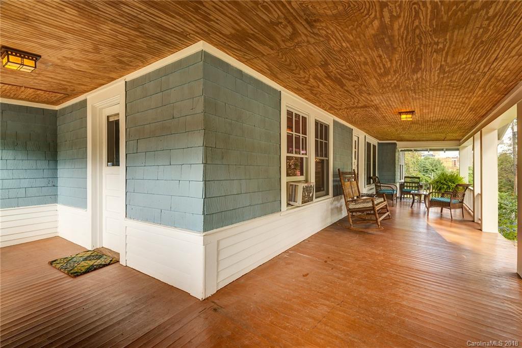34 Edgehill Avenue Asheville NC 28801