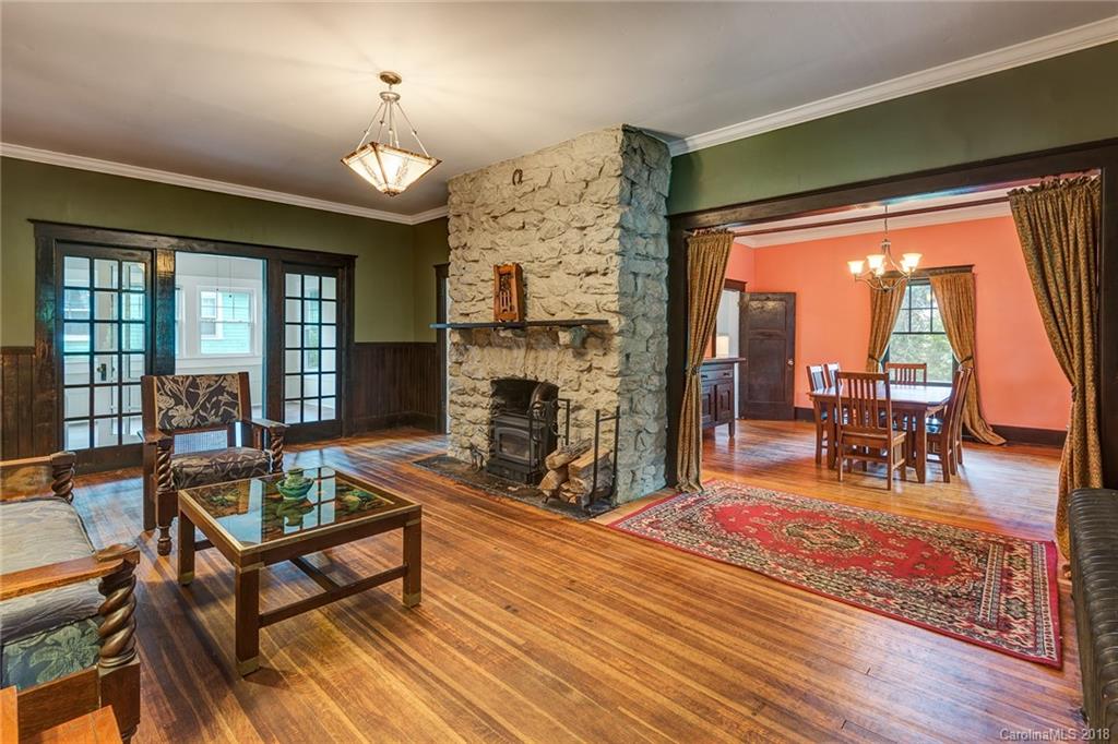 34 Edgehill Avenue Asheville NC 28801