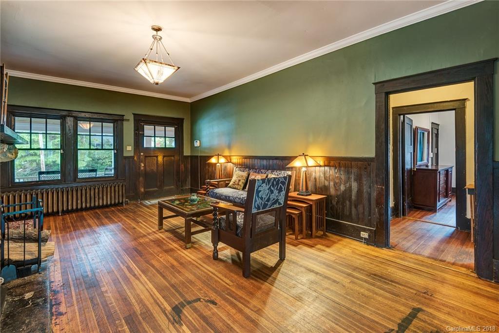 34 Edgehill Avenue Asheville NC 28801
