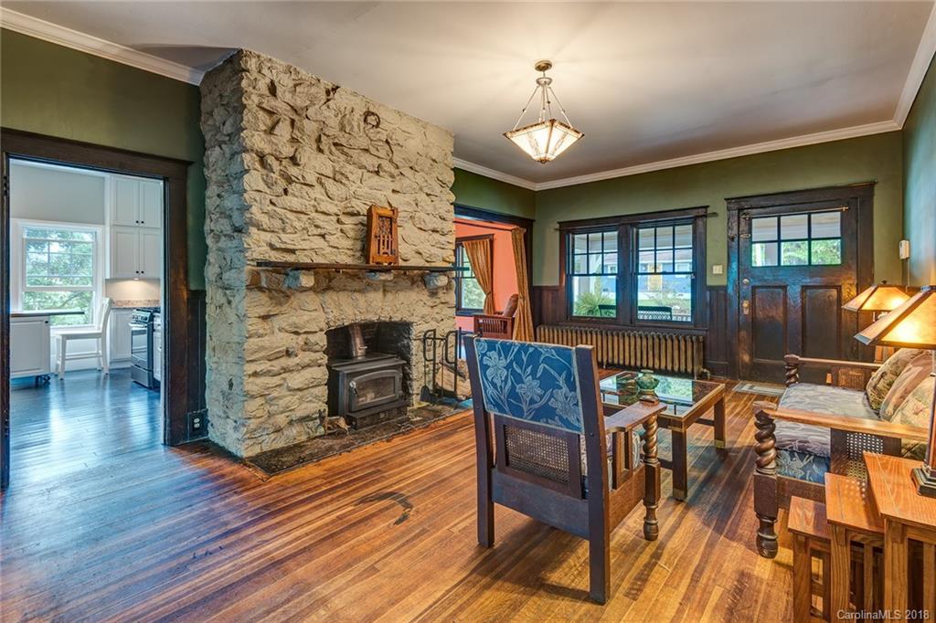34 Edgehill Avenue Asheville NC 28801