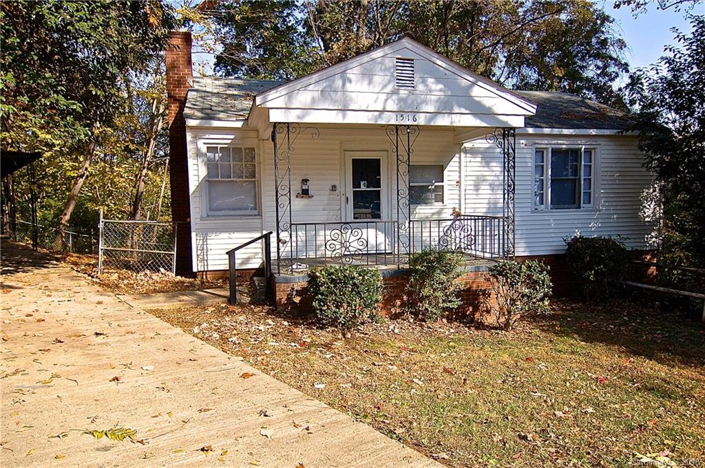 1516 Noel Place Charlotte NC 28208
