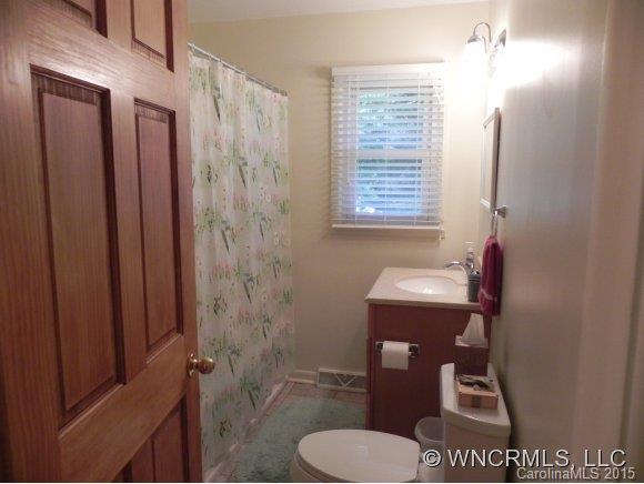 28 Birchwood Lane Asheville NC 28805