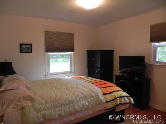 28 Birchwood Lane Asheville NC 28805