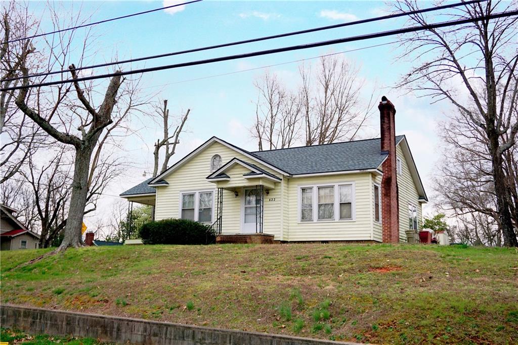 622 2nd Avenue Se Hickory NC 28602