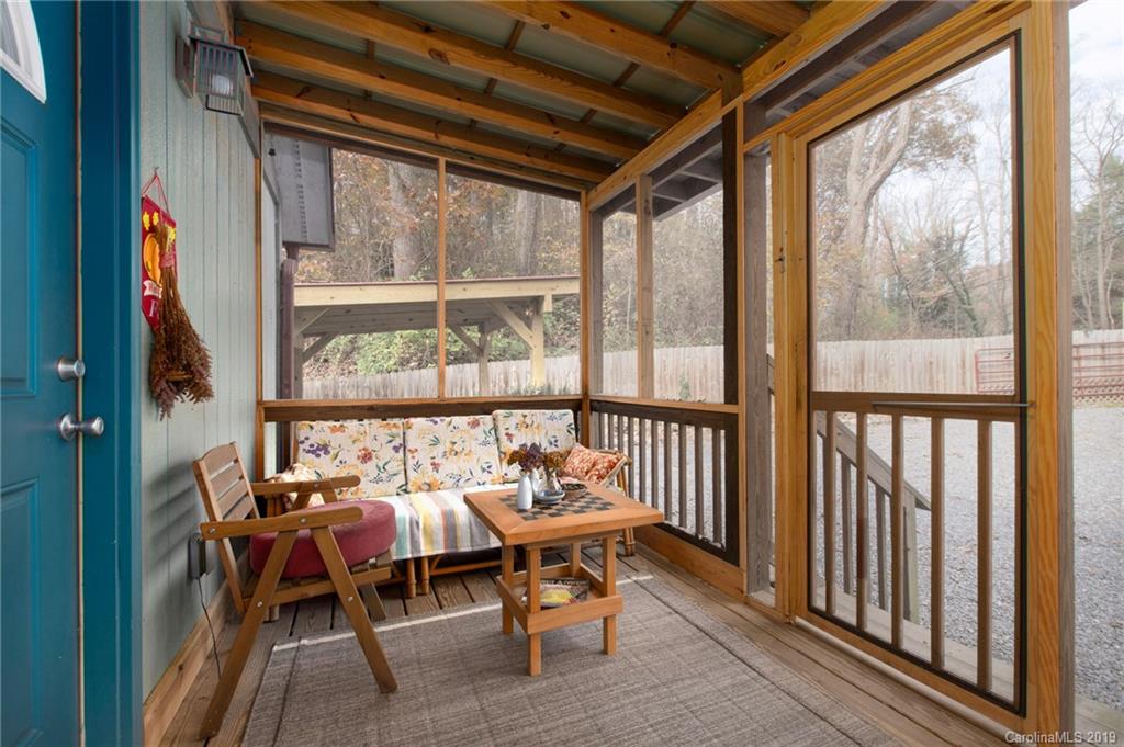 477 Governors View Road Asheville NC 28805