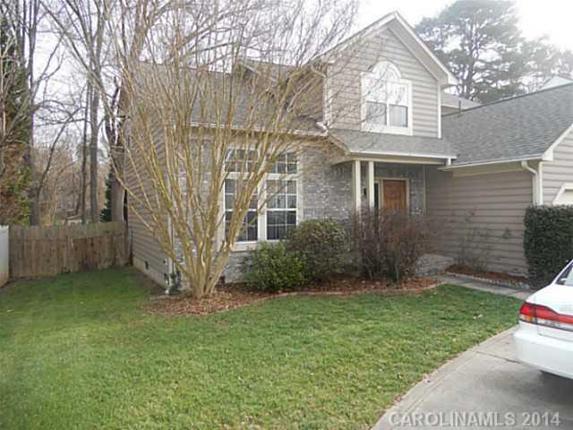 8909 Raven Park Drive Charlotte NC 28216