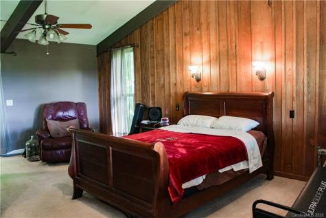 138 Lakeview Road Spruce Pine NC 28777