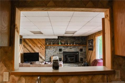 138 Lakeview Road Spruce Pine NC 28777