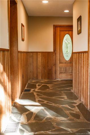 138 Lakeview Road Spruce Pine NC 28777