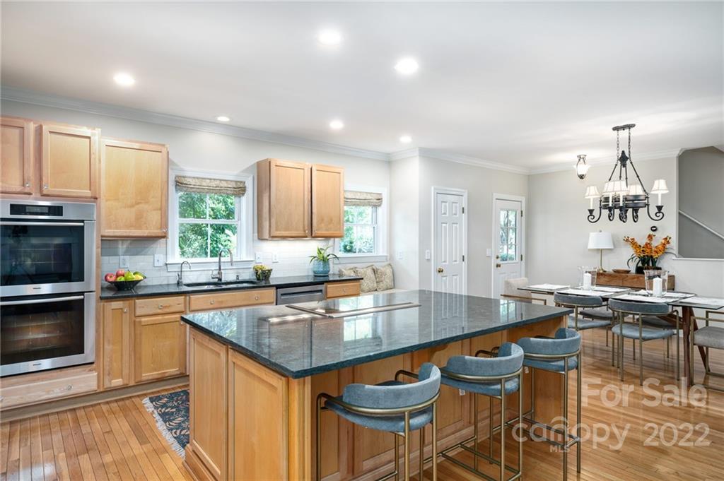 1068 Columbine Road Asheville NC 28803