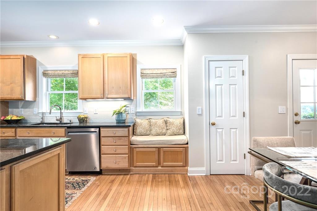 1068 Columbine Road Asheville NC 28803