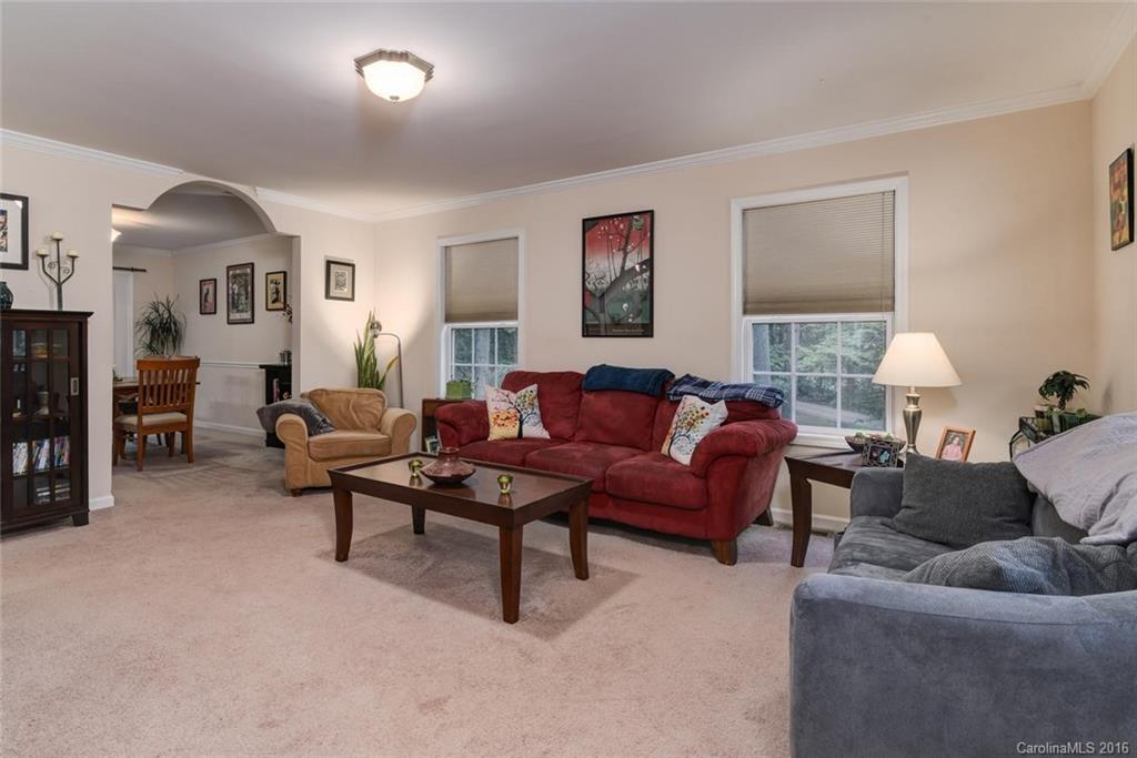 25 Puckett Road Asheville NC 28806