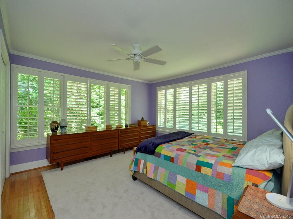 302 White Pine Drive Asheville NC 28805