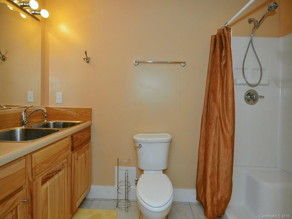302 White Pine Drive Asheville NC 28805