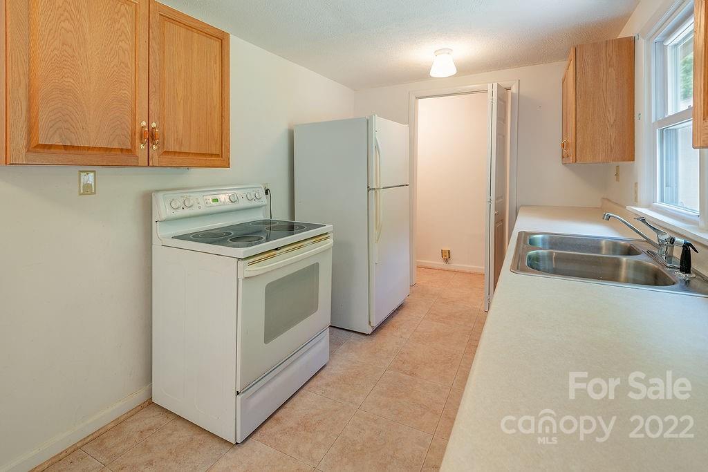 120 Pinecroft Road Asheville NC 28804