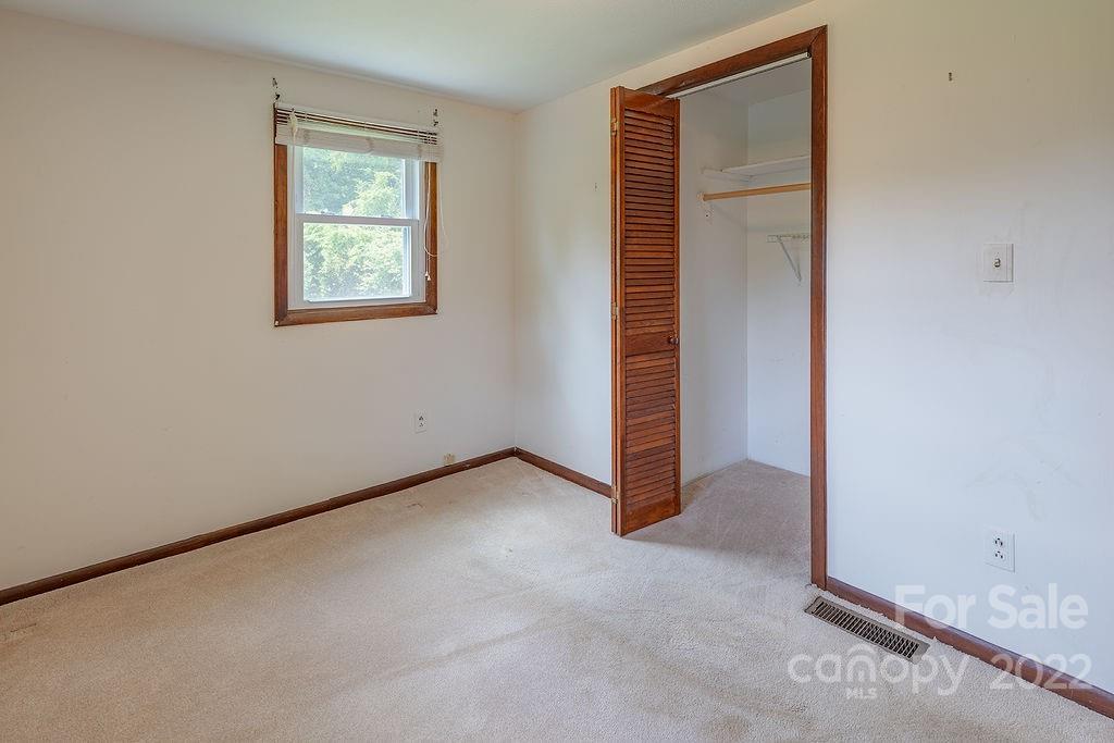 120 Pinecroft Road Asheville NC 28804