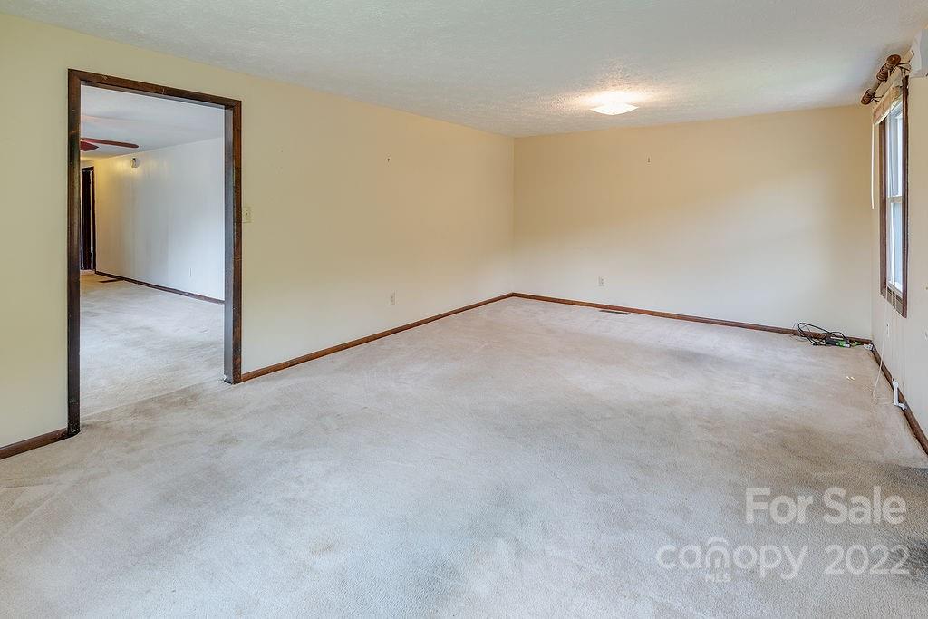 120 Pinecroft Road Asheville NC 28804