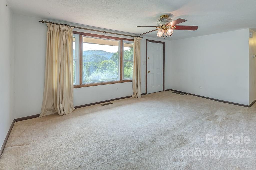 120 Pinecroft Road Asheville NC 28804