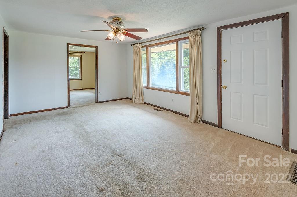 120 Pinecroft Road Asheville NC 28804