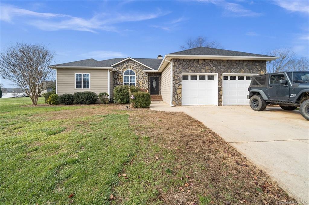 182 S Gibbs Road Mooresville NC 28117