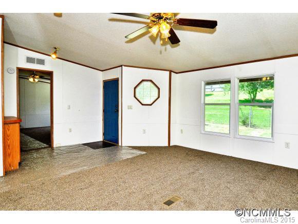 724 Buckeye Access Road Swannanoa NC 28778