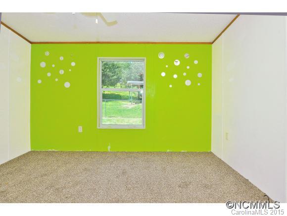 724 Buckeye Access Road Swannanoa NC 28778