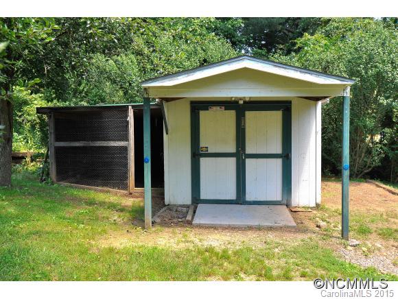 724 Buckeye Access Road Swannanoa NC 28778