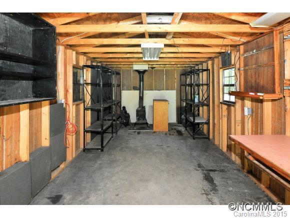 724 Buckeye Access Road Swannanoa NC 28778