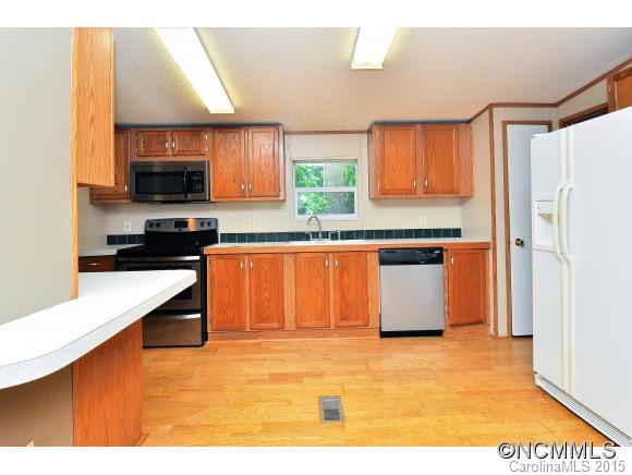 724 Buckeye Access Road Swannanoa NC 28778