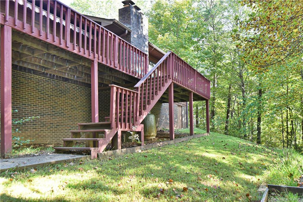 877 Deep Woods Drive Marion NC 28752