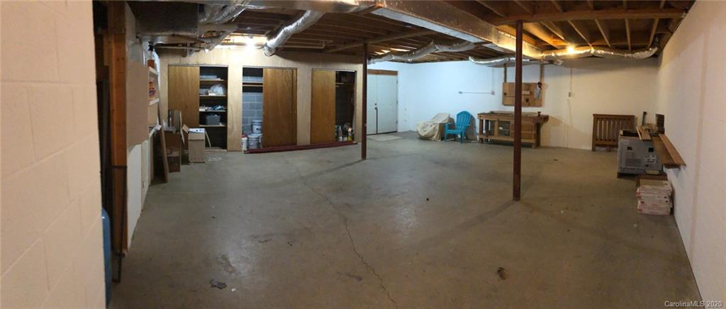 877 Deep Woods Drive Marion NC 28752