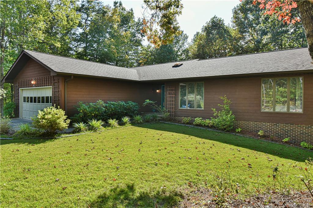 877 Deep Woods Drive Marion NC 28752